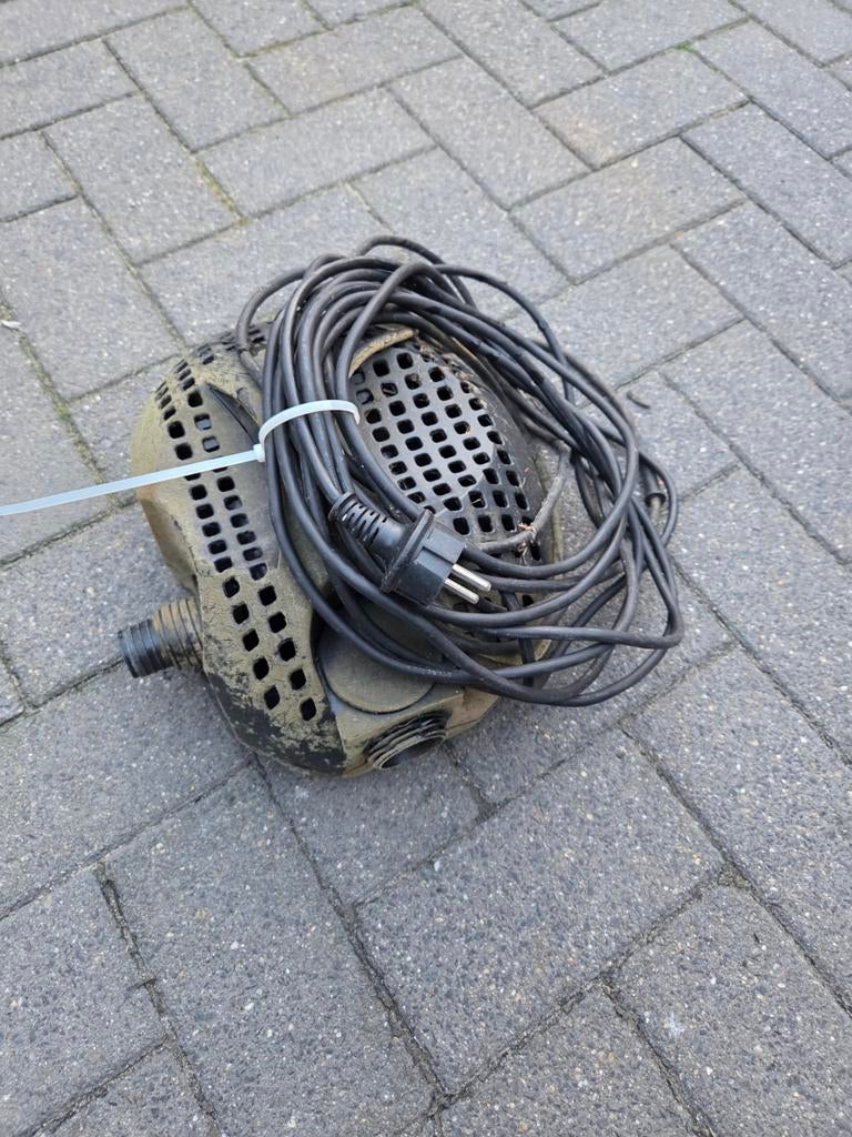 Vijver pomp, Ophalen of Verzenden, Gebruikt, Vijverpomp