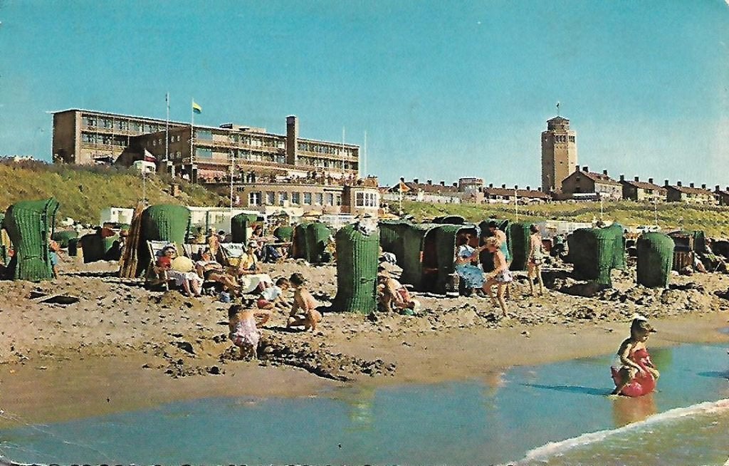Zandvoort- -Hotel Bouwes en Zuid Boulevard., Verzenden, 1960 tot 1980, Gelopen, Noord-Holland
