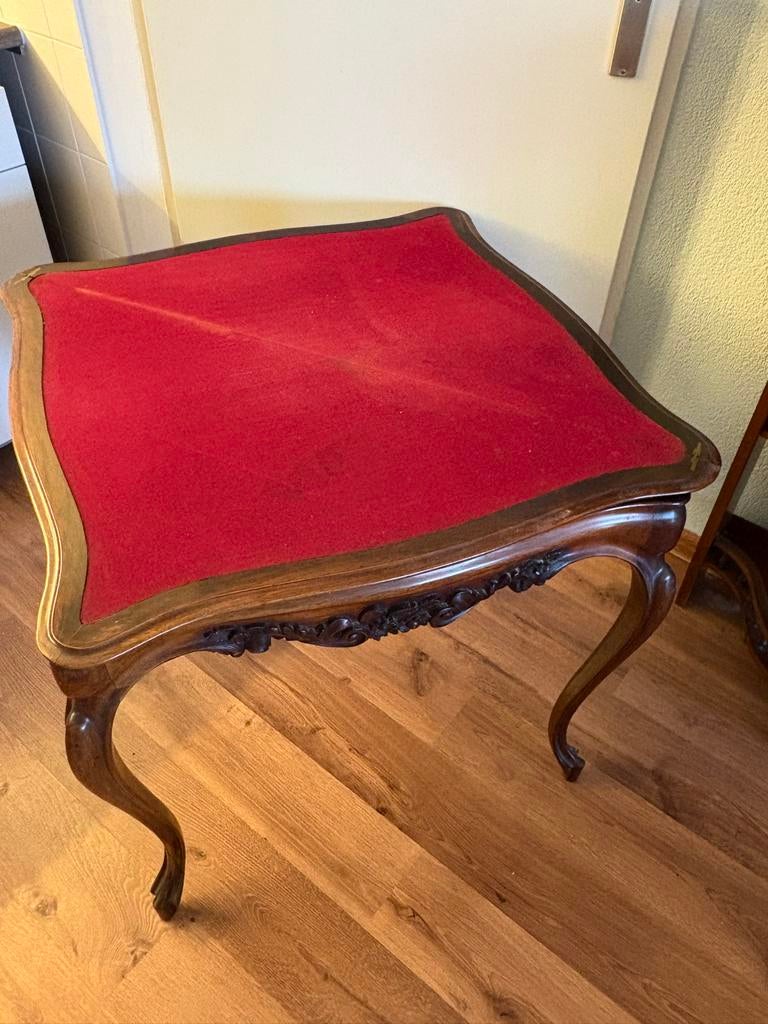 Antieke Kaartentafeltje met rood vilt blad, Ophalen
