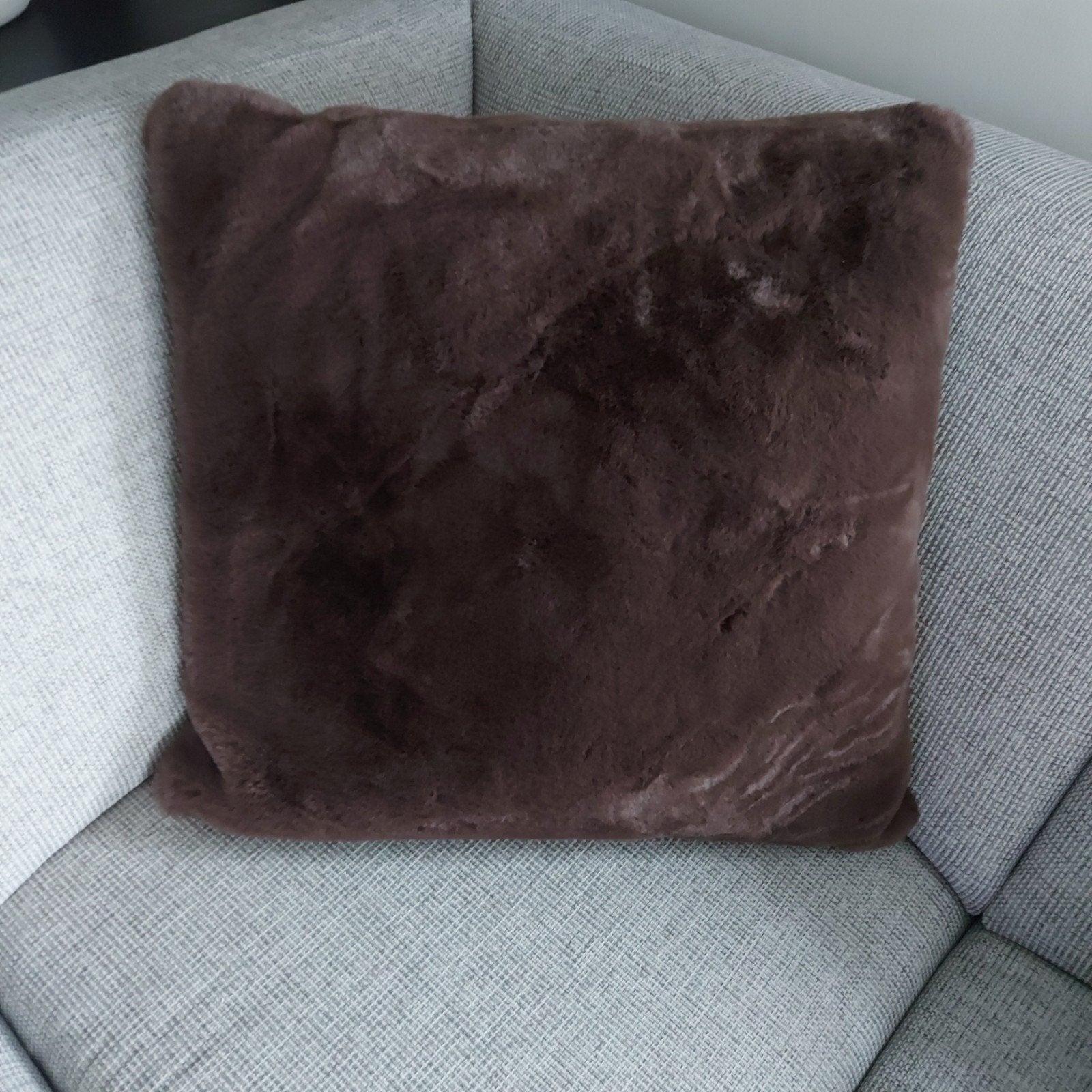 Nieuw Dutch Decor Bruin Kussen 60x60 cm - Zachte Stof, Huis en Inrichting, Woonaccessoires | Kussens, Ophalen of Verzenden, Nieuw