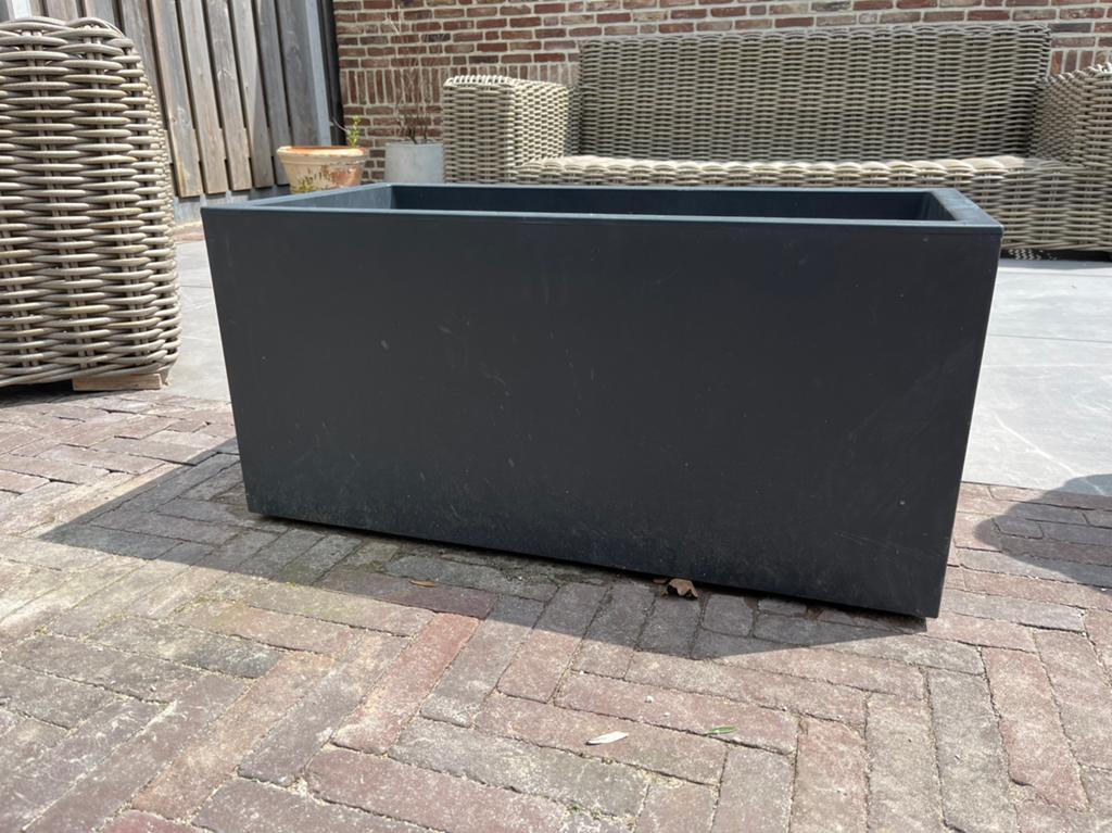 2x zwarte Elho bak, Ophalen of Verzenden, Zo goed als nieuw