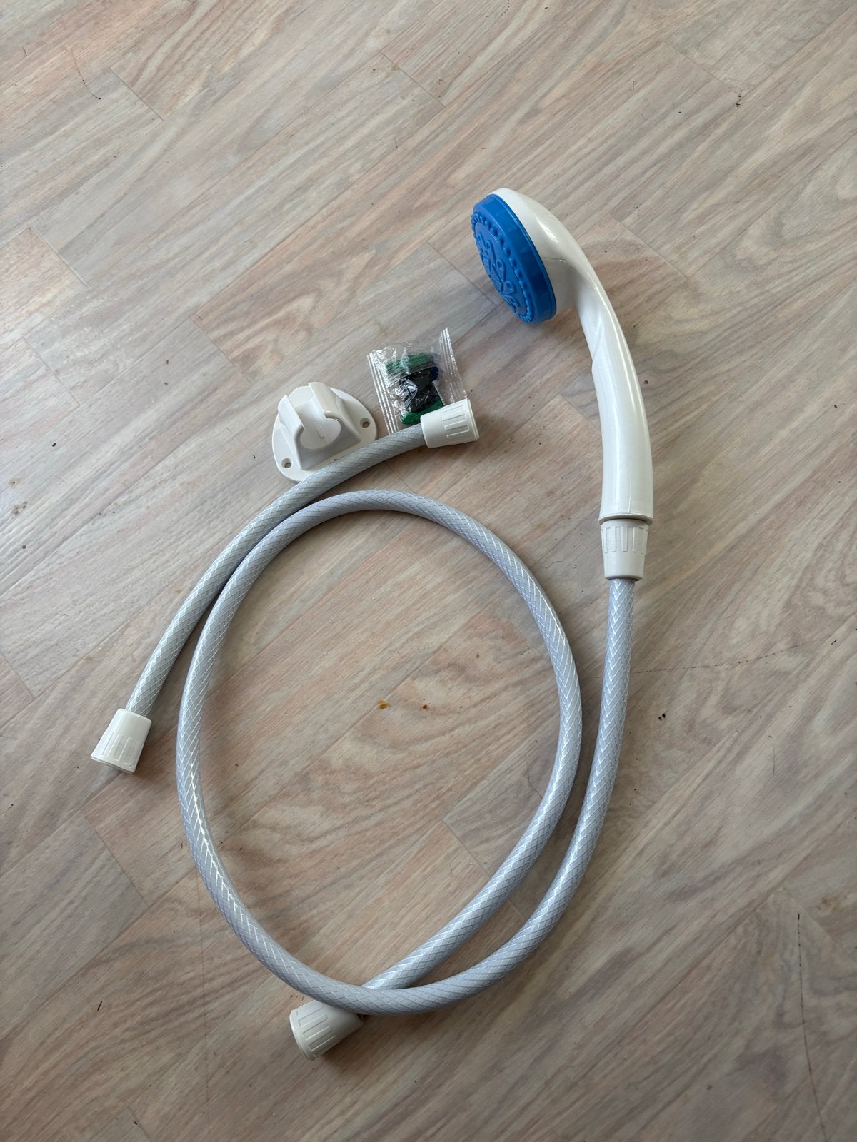 Nieuwe douchekop met slang en houder, Ophalen of Verzenden, Nieuw, Douche