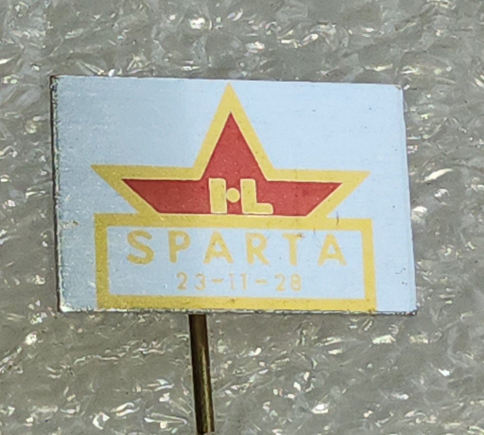 Vintage Speldje I-L Sparta 23-11-28, Ophalen of Verzenden, Gebruikt, Overige onderwerpen, Speldje of Pin