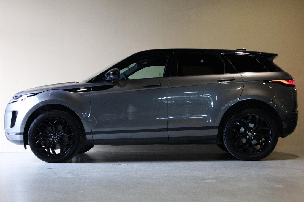 Land Rover Range Rover Evoque 2.0 P250 AWD SE |Panorama |Hea, Auto's, Land Rover, 249 pk, 4 cilinders, Met garantie (alle), Parkeersensor