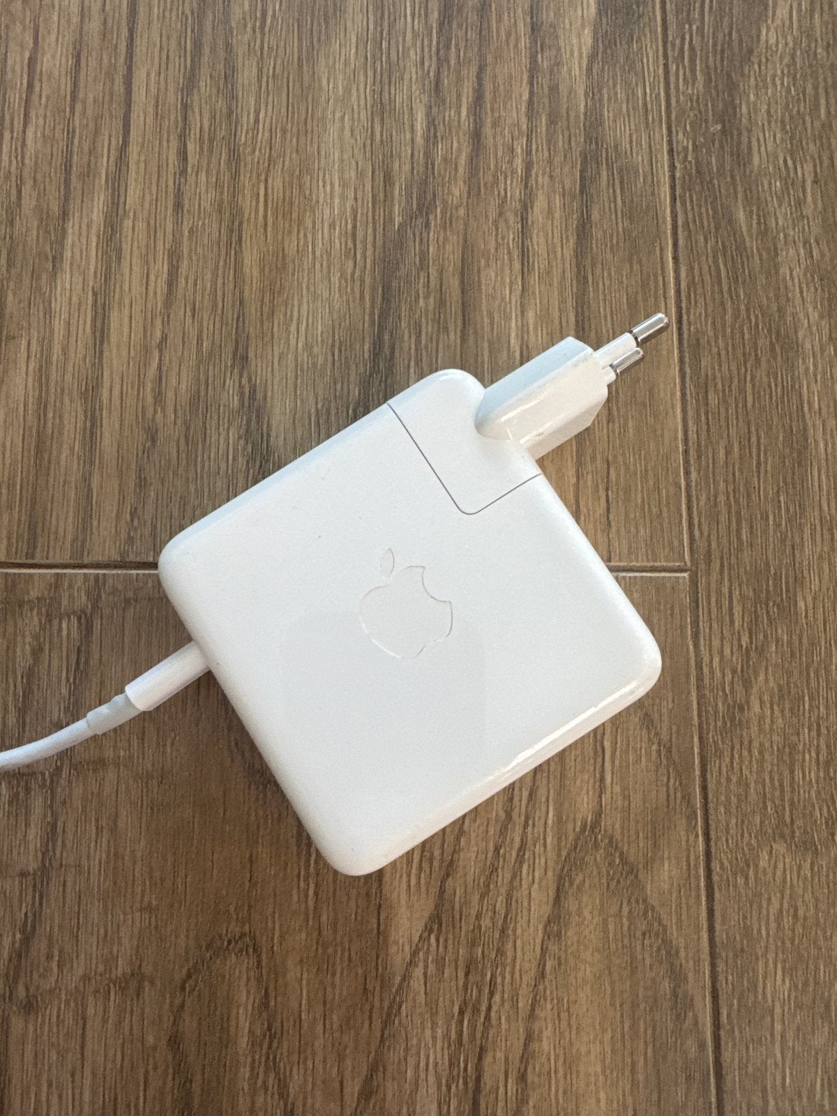 Apple 61W USB-C Power Adapter (Model A1947), Verzenden, Gebruikt