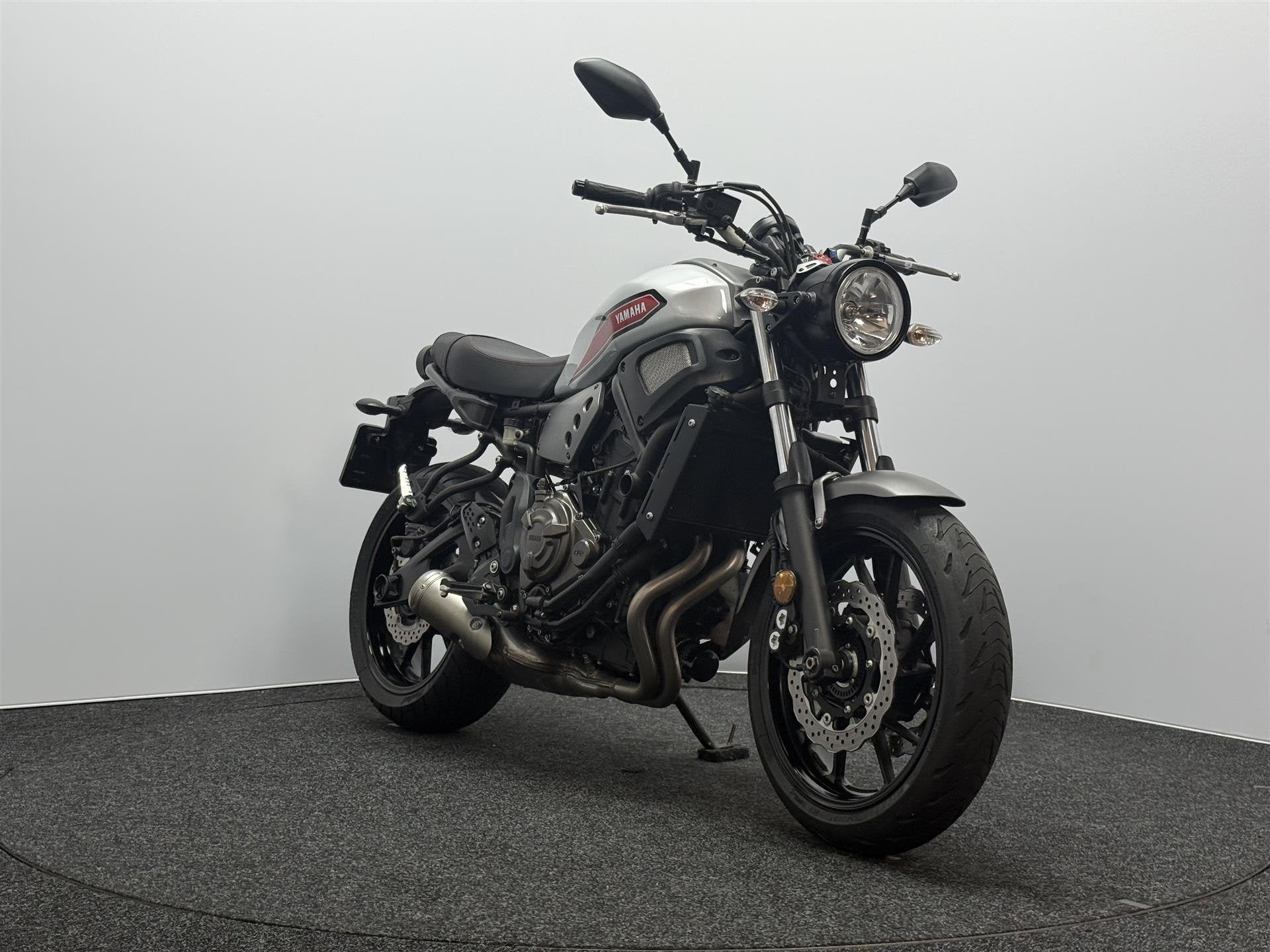 Yamaha XSR 700 ABS, Bedrijf, 689 cc, ABS, 12 t/m 35 kW