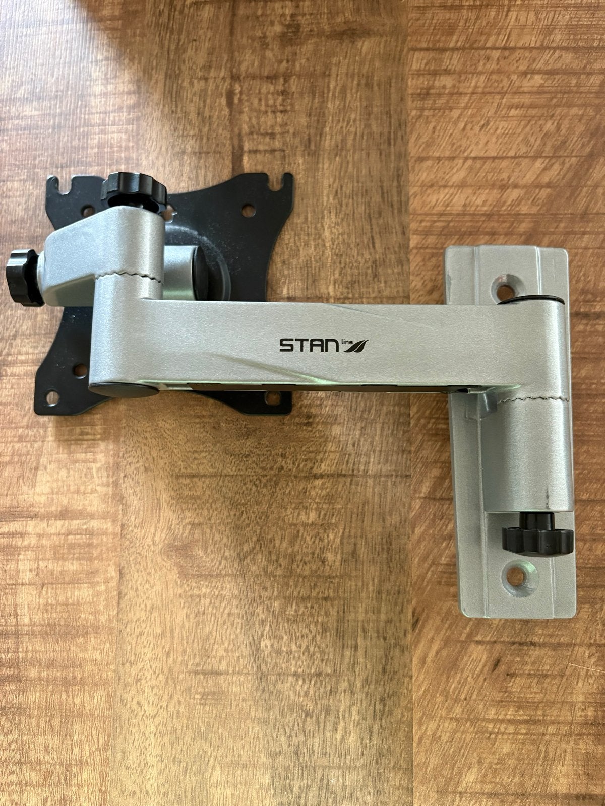Stan Line Monitor Arm - Zilverkleurig, Verstelbaar, Ophalen, Gebruikt