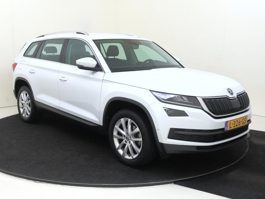 Skoda Kodiaq 1.5 TSI DSG Business Edition Plus 150PK | Navig, Auto's, Skoda, 4 cilinders, 150 pk, Wit, Origineel Nederlands