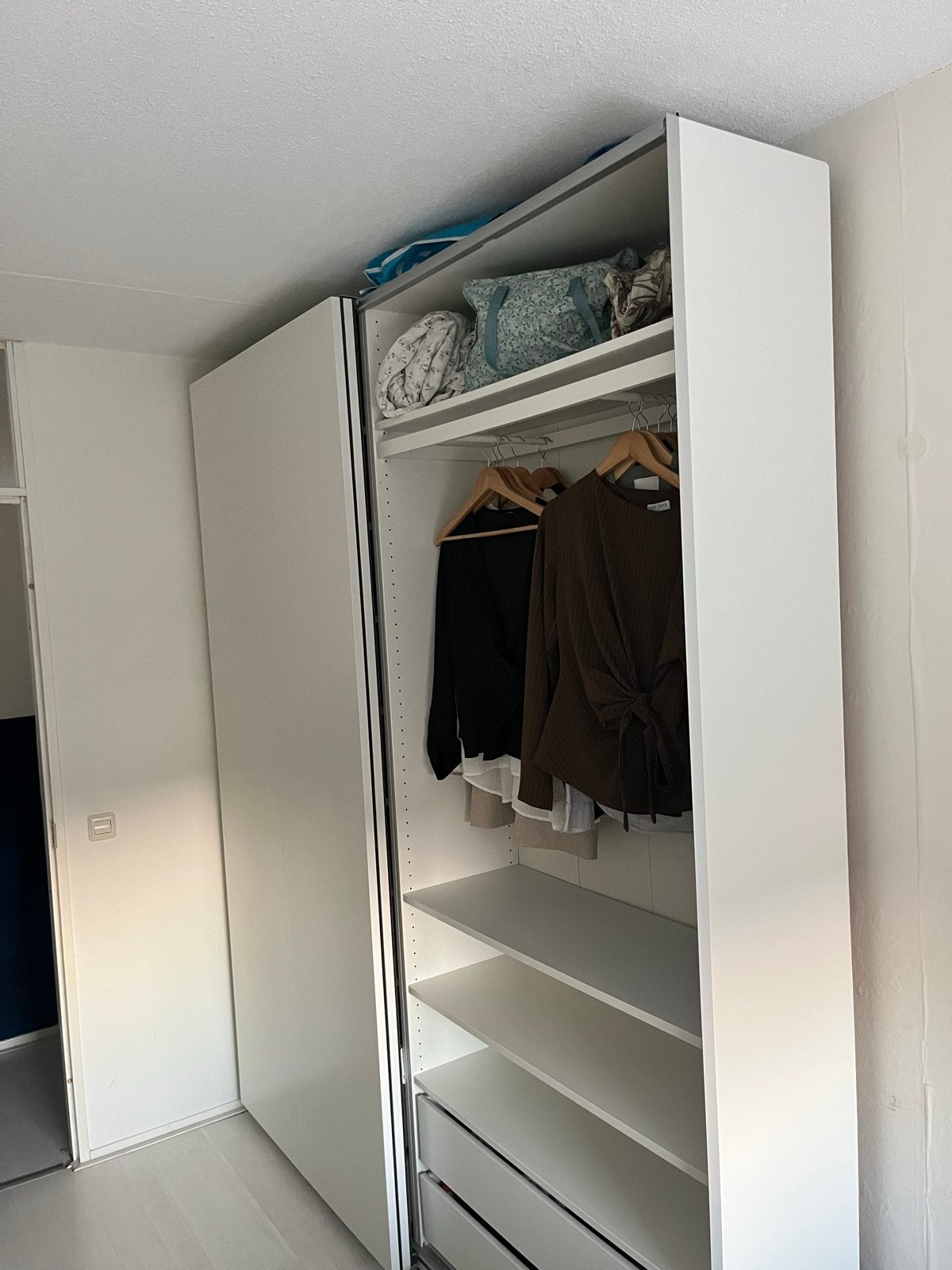 Ikea Pax kledingkast met schuifdeuren, Huis en Inrichting, Ophalen, Overige materialen, Gebruikt, 100 tot 150 cm