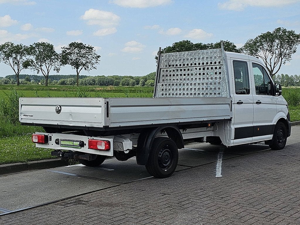 VOLKSWAGEN CRAFTER 35 2.0 dubbele cabine l4 ac, Auto's, Bestelauto's, Gebruikt, Euro 6, 2359 kg, Volkswagen