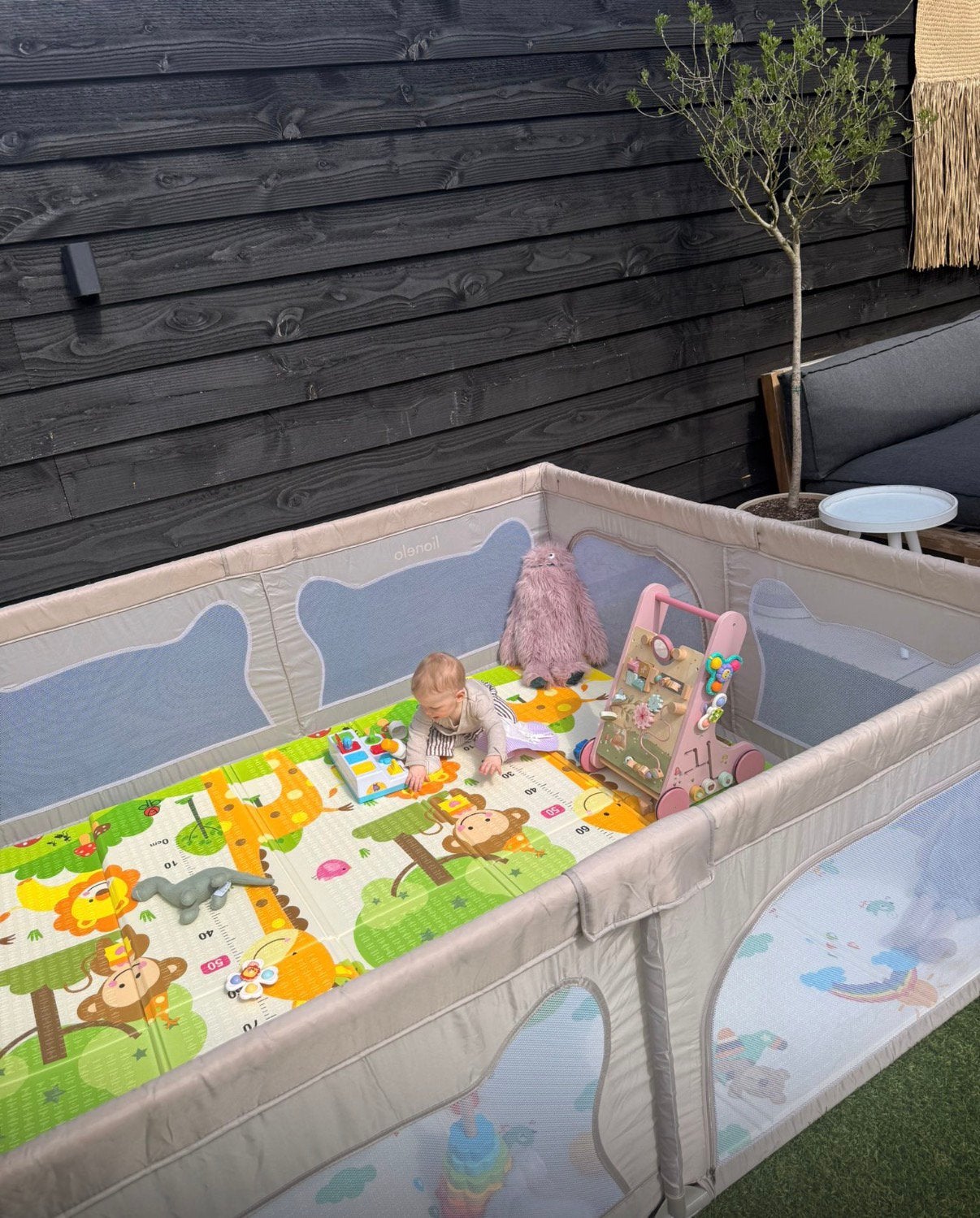 Grondbox baby outdoor indoor 187 cm x 207 cm x 68 cm, Kinderen en Baby's, Boxen, Ophalen, Zo goed als nieuw