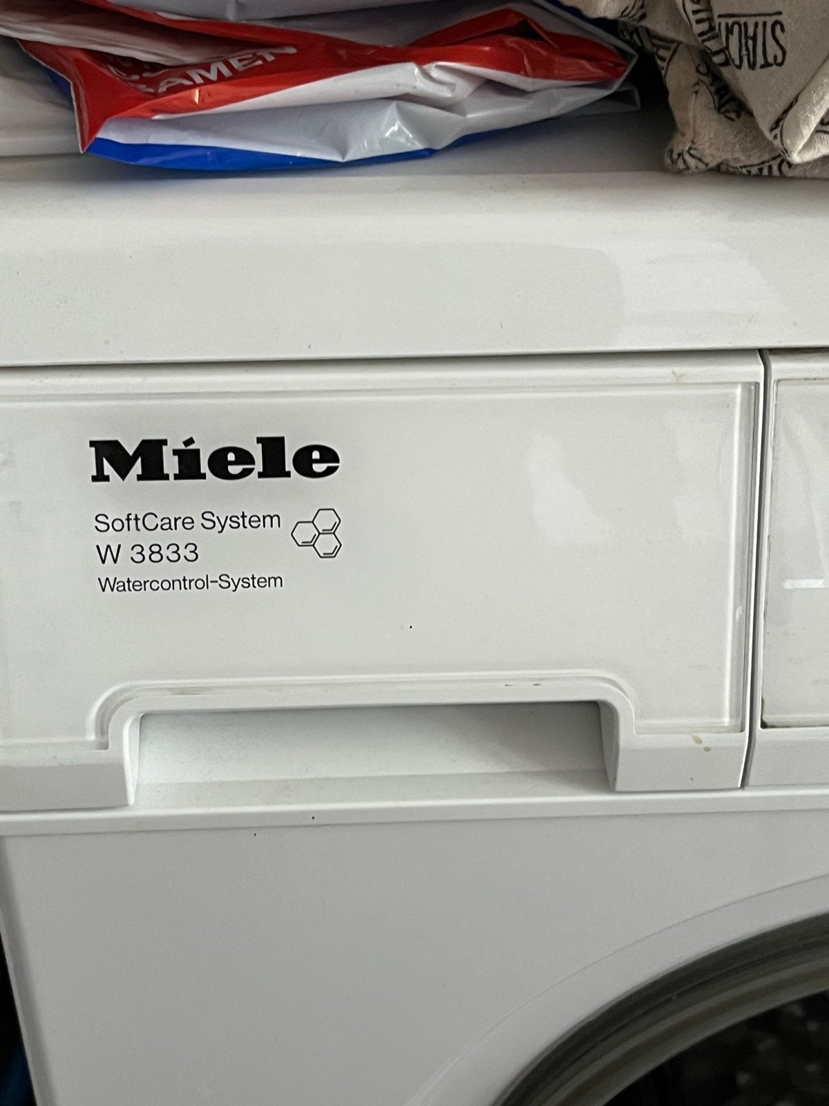 Miele W 3833 SoftCare System Wasmachine, Ophalen, 6 tot 8 kg, Gebruikt, Voorlader