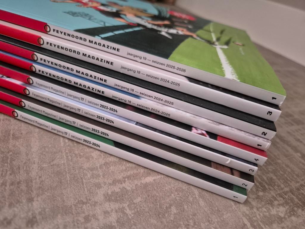 8x Feyenoord Magazine - Diverse Jaargangen en Seizoenen, Ophalen of Verzenden, Zo goed als nieuw, Sport en Vrije tijd