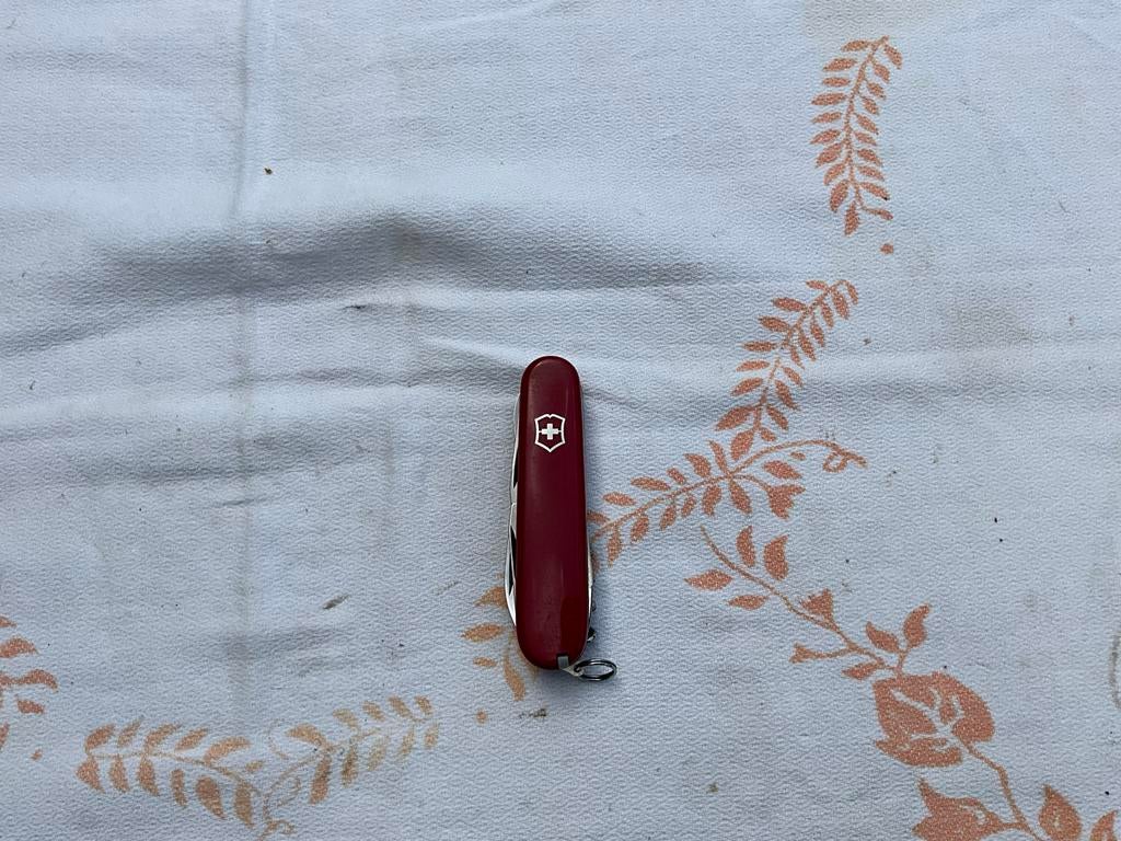 Victorinox zakmes met 9 functies., Caravans en Kamperen, Kampeergereedschap, Ophalen of Verzenden, Nieuw