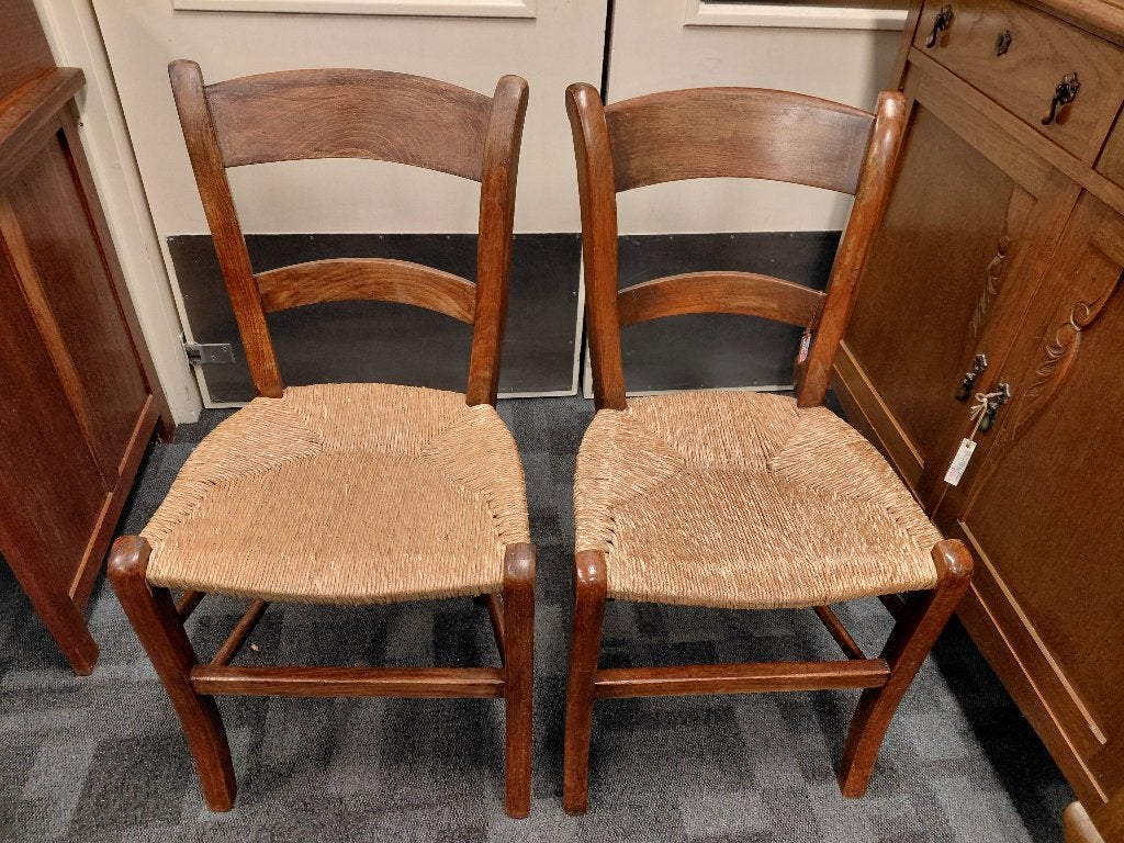 Set van 2 antieke eiken Deventer stoelen., Antiek en Kunst, Ophalen