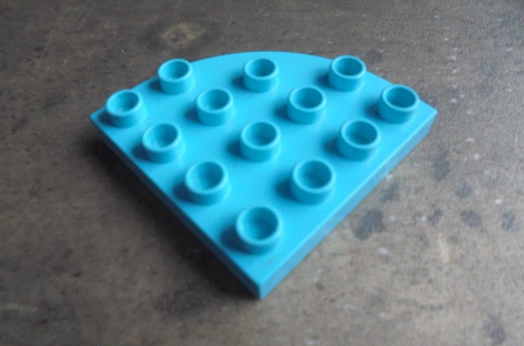 Lego Duplo Plate 4x4 Round Corner (zie foto's) 15, Ophalen of Verzenden, Gebruikt, Losse stenen, Duplo