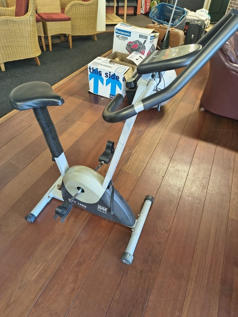 Hometrainer, Ophalen, Gebruikt, Metaal, Benen