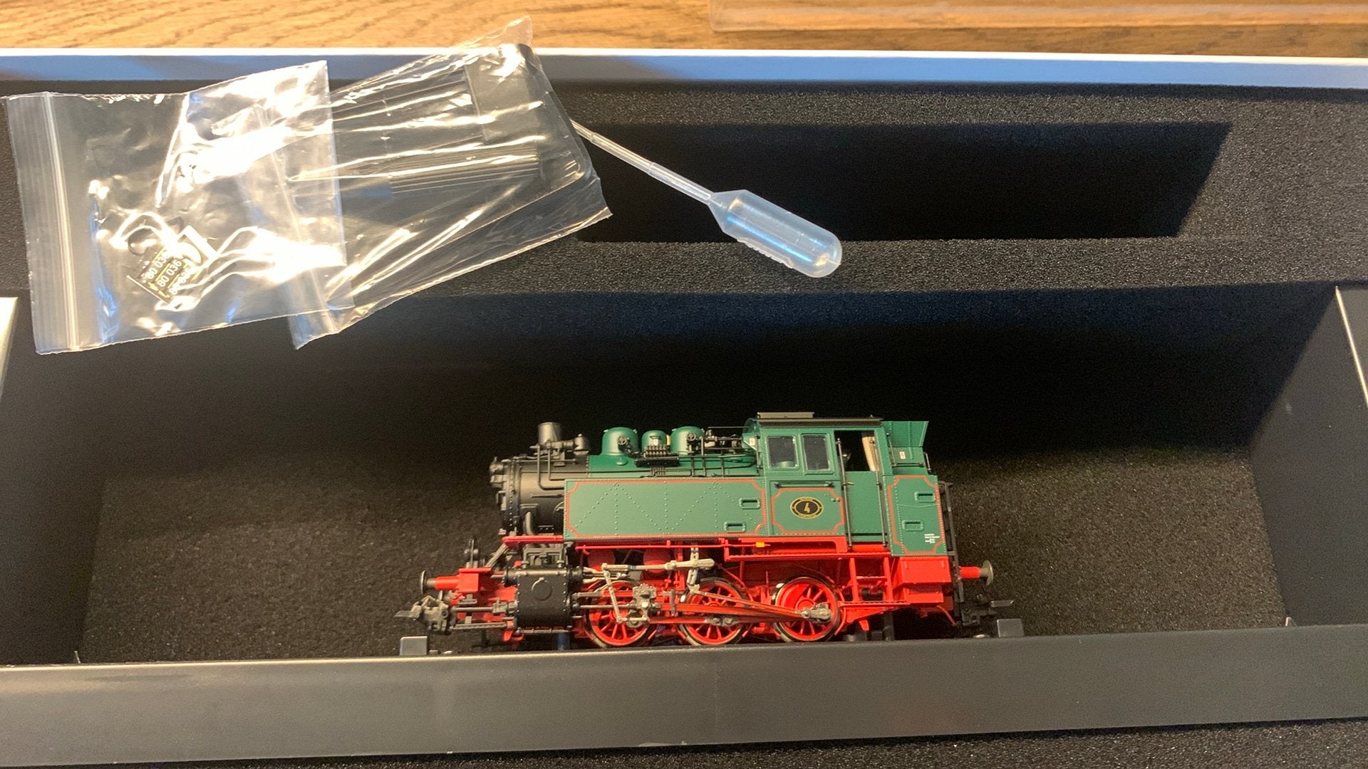ESU BR 80 VSM, Ophalen of Verzenden, Nieuw, Gelijkstroom of Wisselstroom, Locomotief