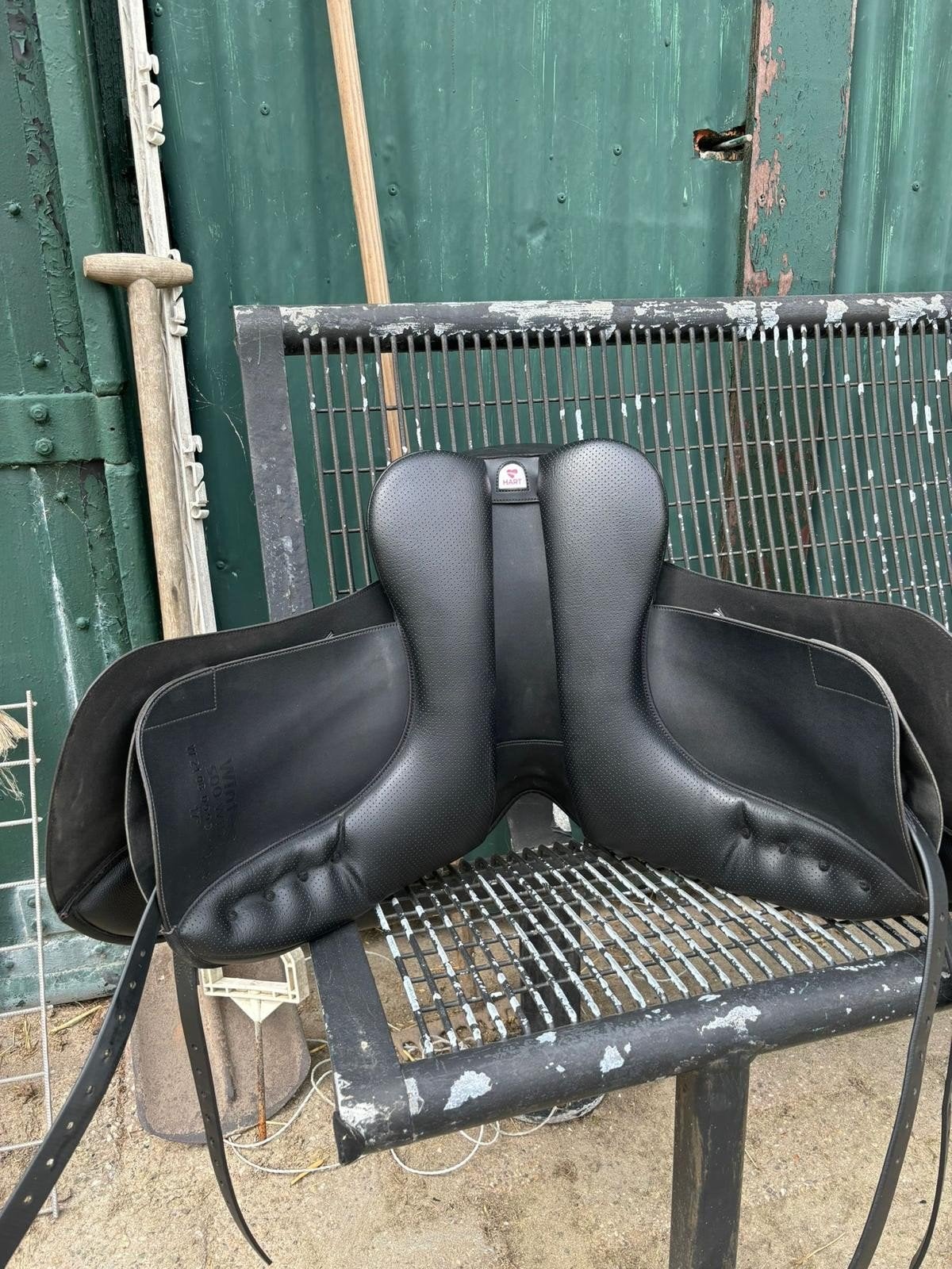 paarden zadel 17 inch, Ophalen of Verzenden, Zo goed als nieuw, Dressuur