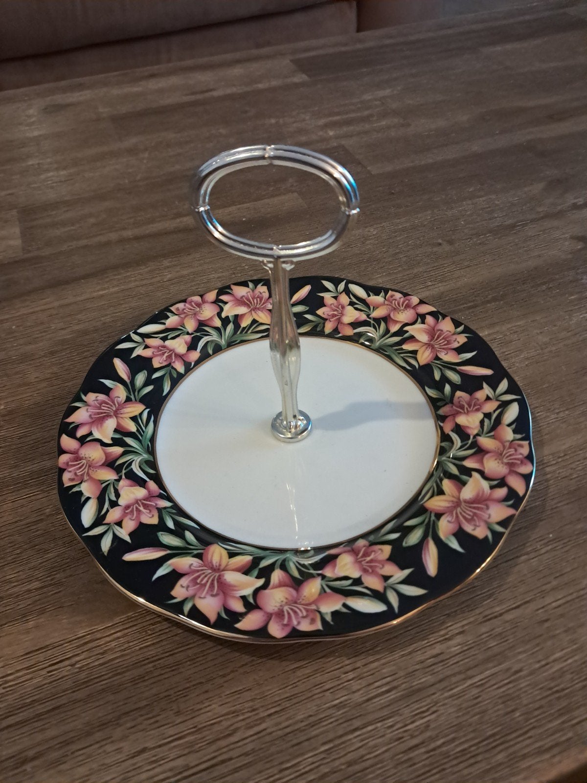 Royal Albert Provincial Flowers Prairie Lily etagere, Antiek en Kunst, Ophalen of Verzenden
