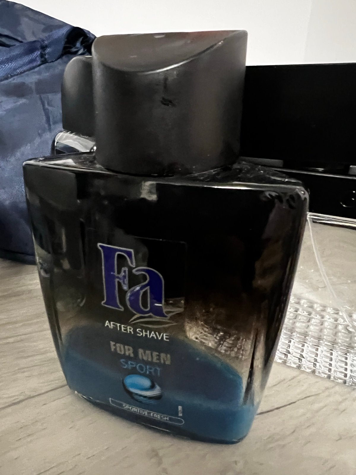 Diverse bijna lege parfumflesjes en deodorant, Ophalen, Gebruikt