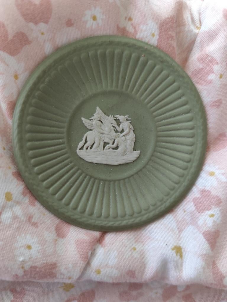 Mini jasperware wedgewood schoteltje, Ophalen