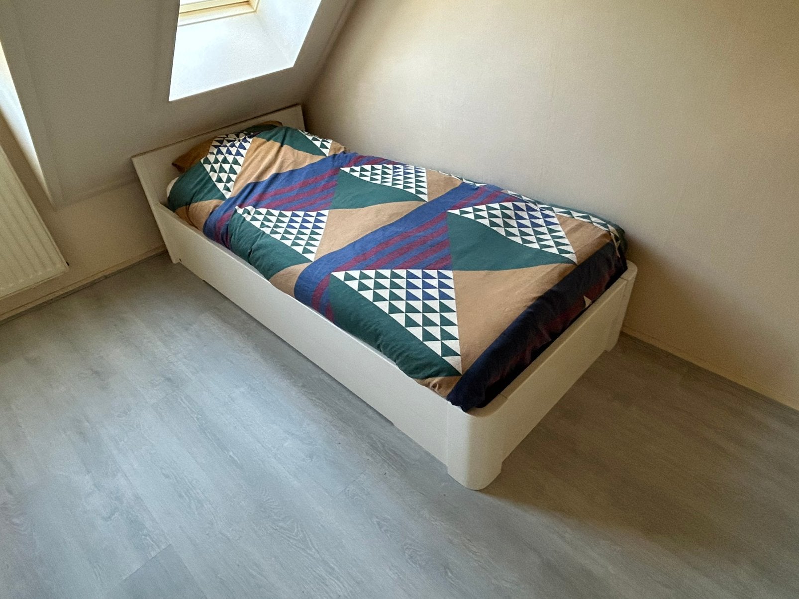 Eenpersoons bed
