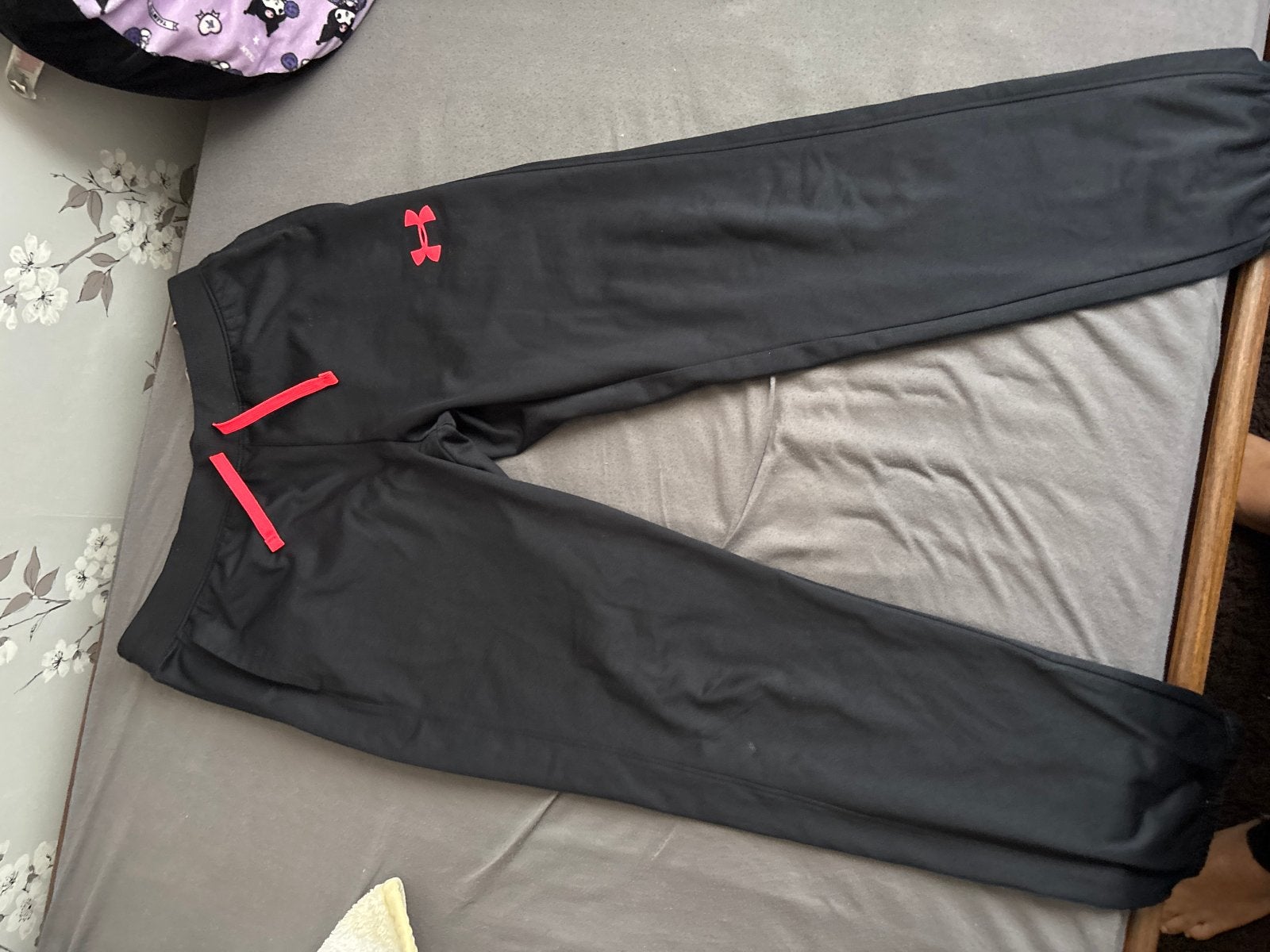 Under Armour Broek - Zwart met Rood Logo, Ophalen of Verzenden, Gedragen, Zwart, Lang