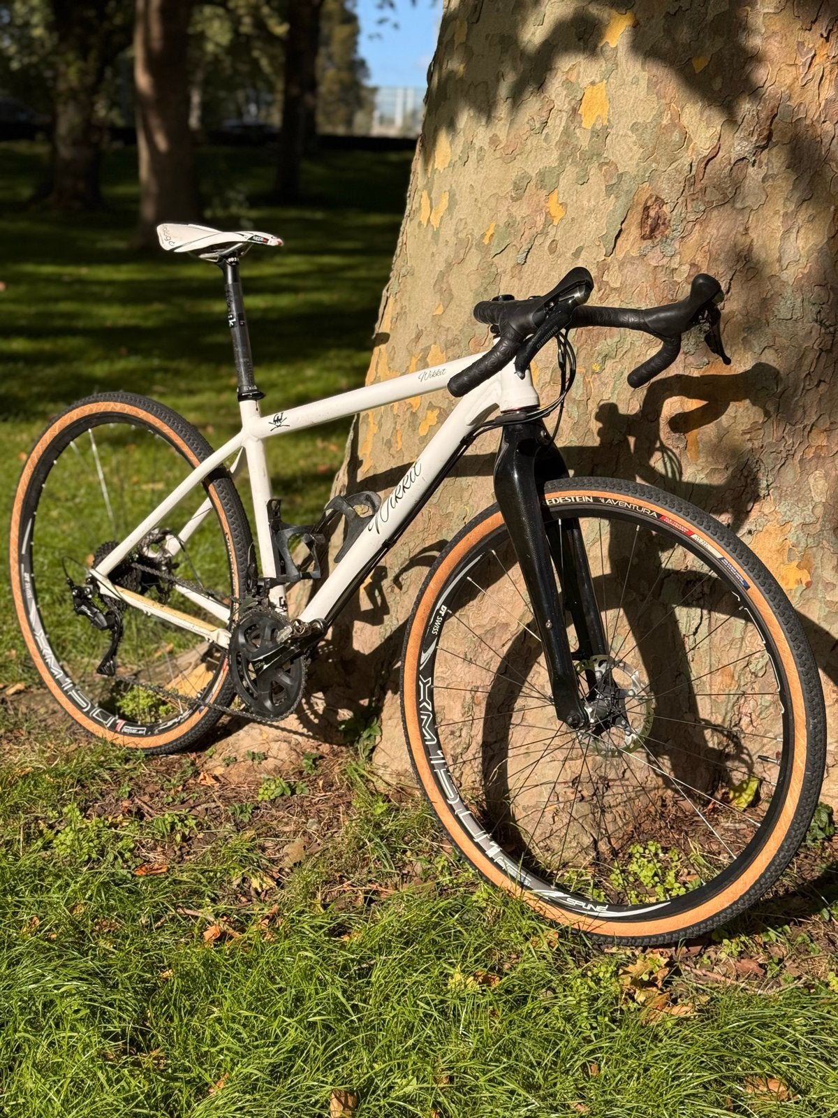 Wikkit Gravelbike - Shimano 105, Hydraulische Remmen, Maat L, 57 tot 61 cm, Meer dan 20 versnellingen, Schijfrem, Ophalen
