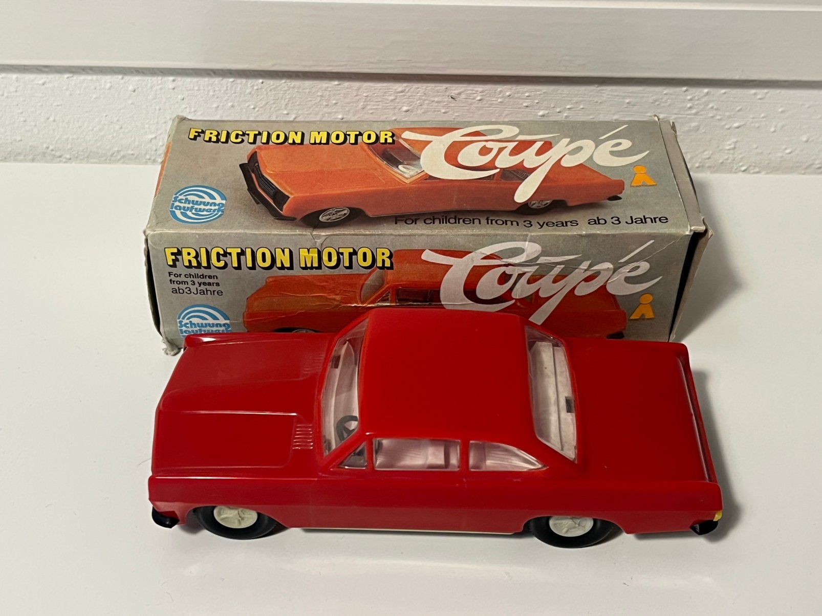 DDR speelgoedauto Moskvitch 408/412 Friction Motor – in doos, Antiek en Kunst, Verzenden