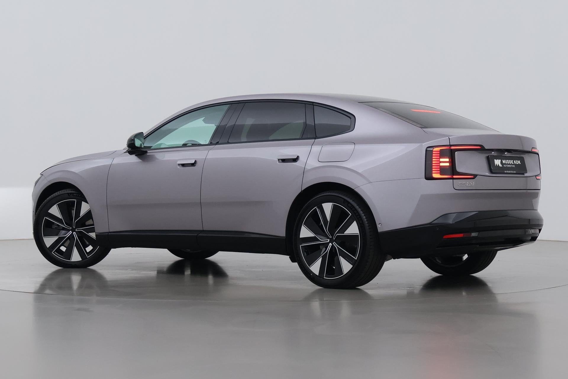 Volvo ES90 Single Motor Extended Range Plus 92 kWh | Pilot A, Auto's, Automaat, Achterwielaandrijving, Gebruikt, 662 km