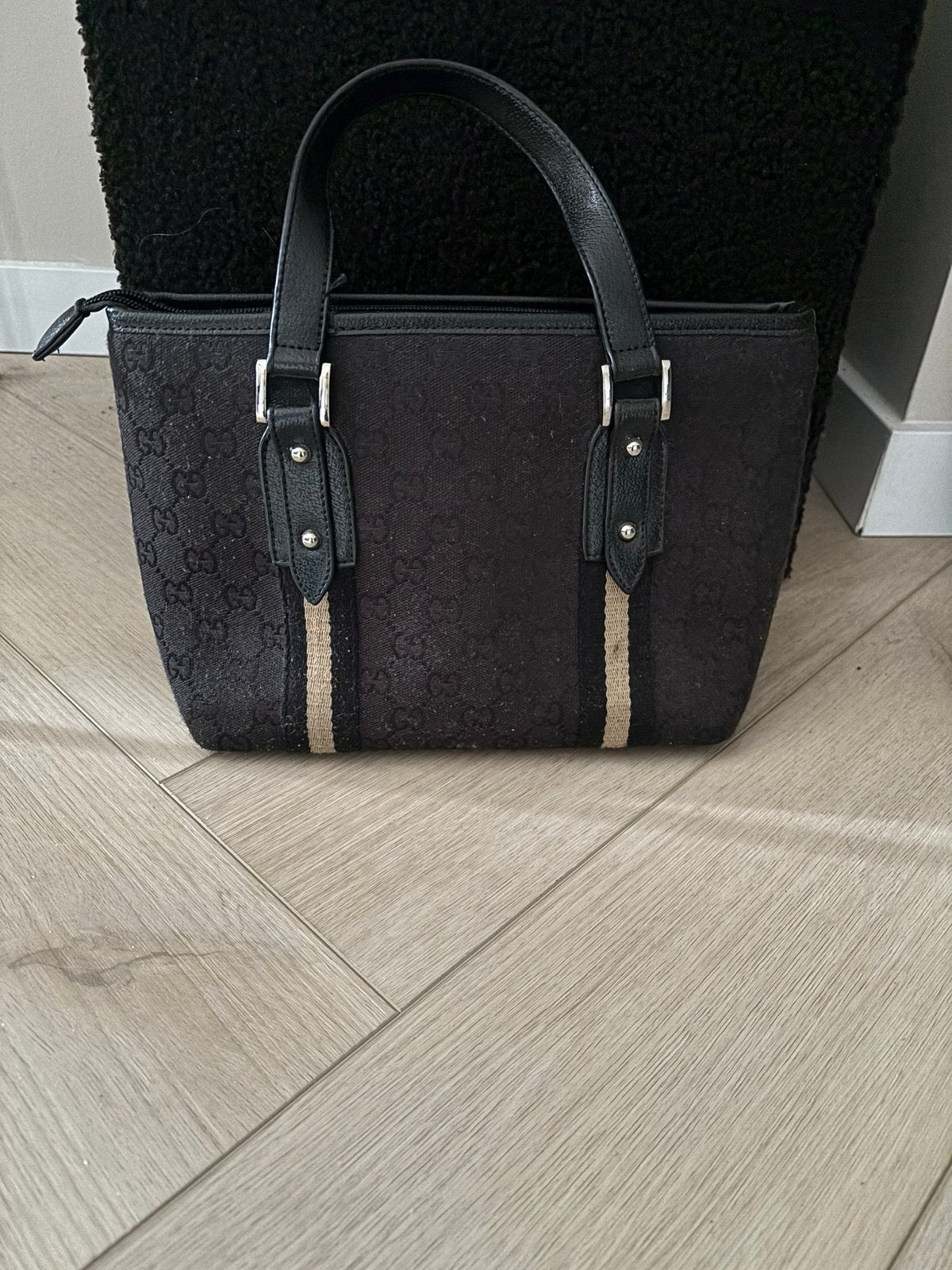 Gucci tasje, Ophalen of Verzenden, Zo goed als nieuw, Zwart, Handtas
