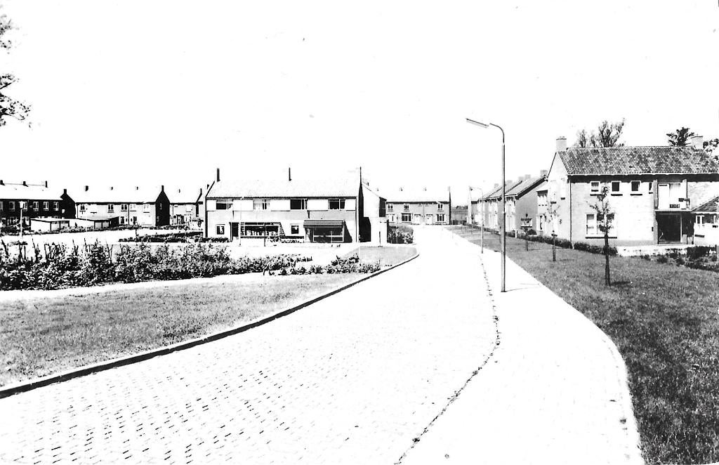 AK Langeraar - Nieuwbouw, Verzamelen, Verzenden, 1960 tot 1980, Ongelopen, Zuid-Holland