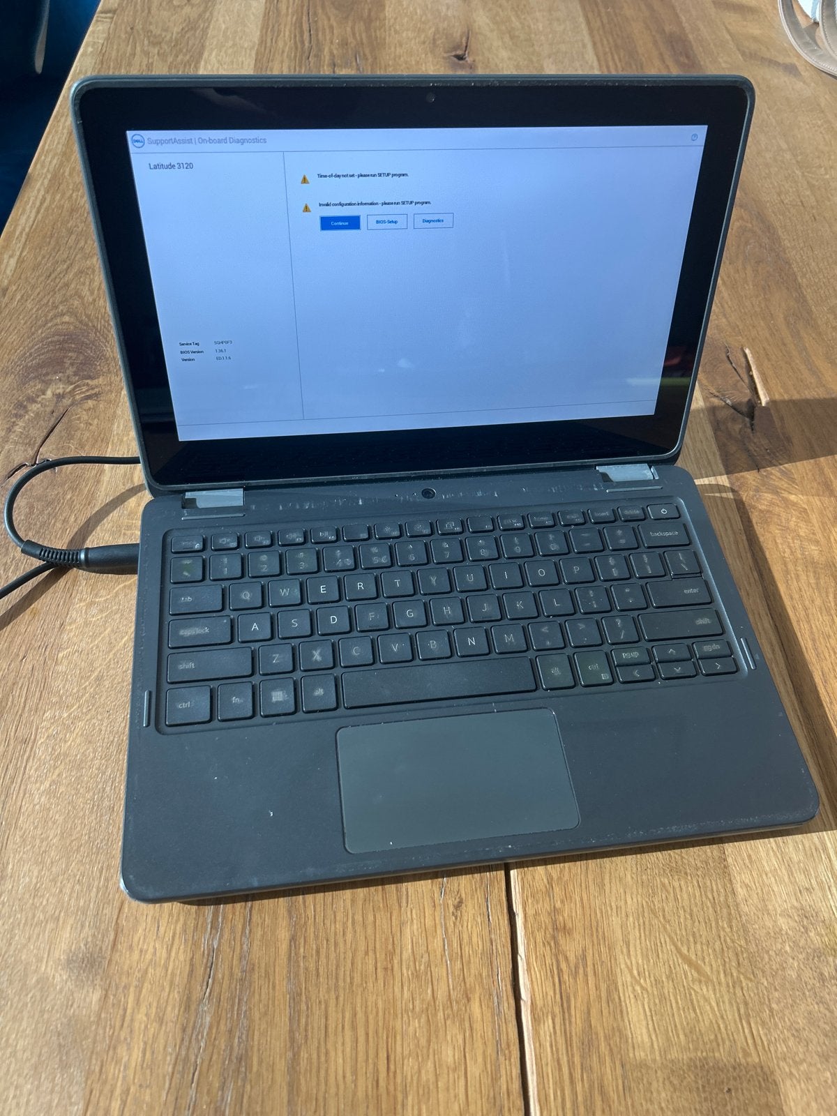 Dell Latitude 3120 2-in-1 Laptop - 11.6" Touchscreen, Gebruikt, Qwerty, 8 GB, Met touchscreen