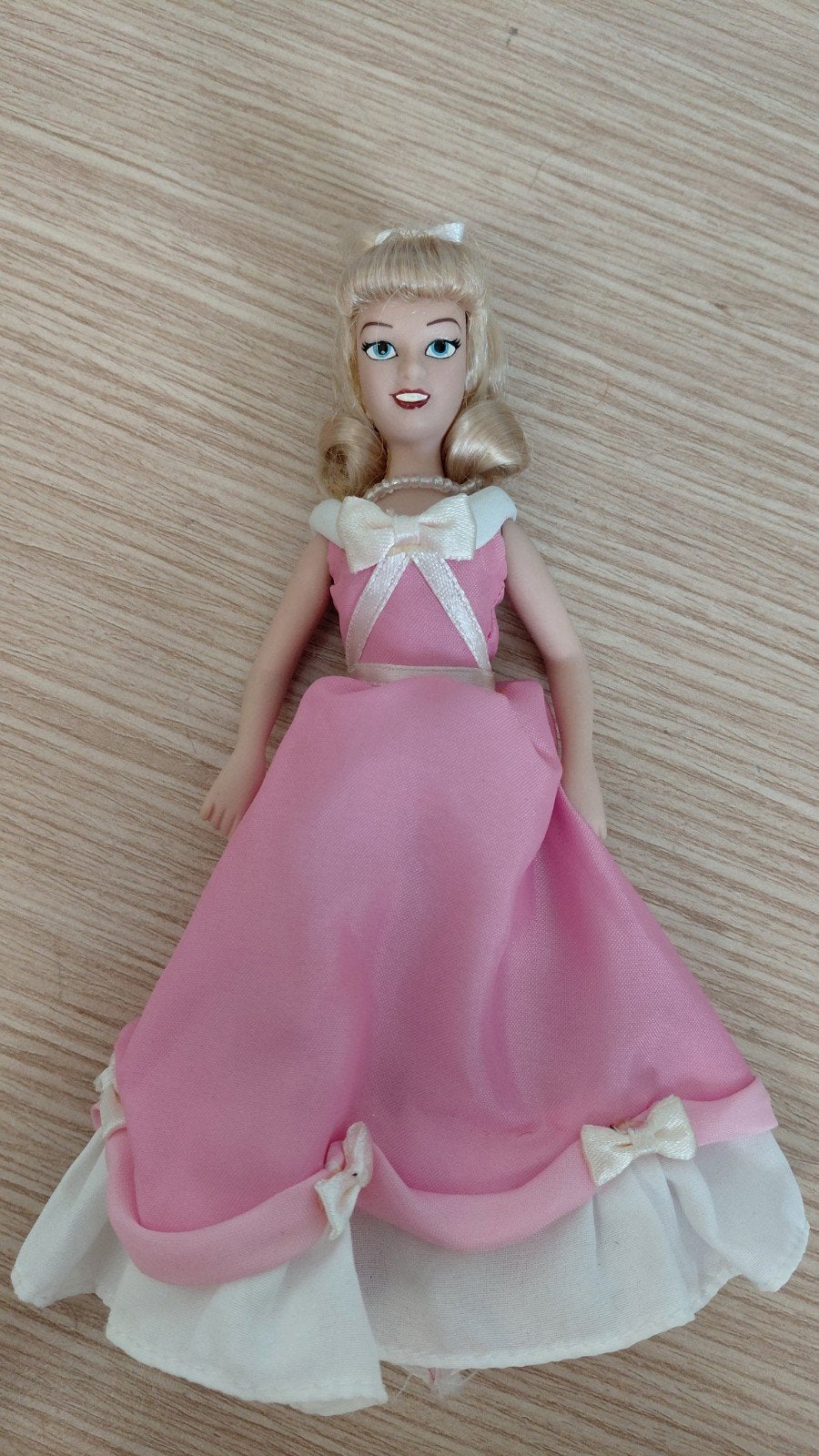 Assepoester pop Disney, Ophalen of Verzenden, Assepoester of Belle, Zo goed als nieuw, Beeldje of Figuurtje