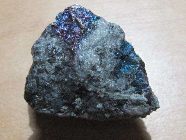 mi. 3x ruwe edelsteen CHALCOPYRIET (5)  (PAUWENERTS), Verzenden, Mineraal