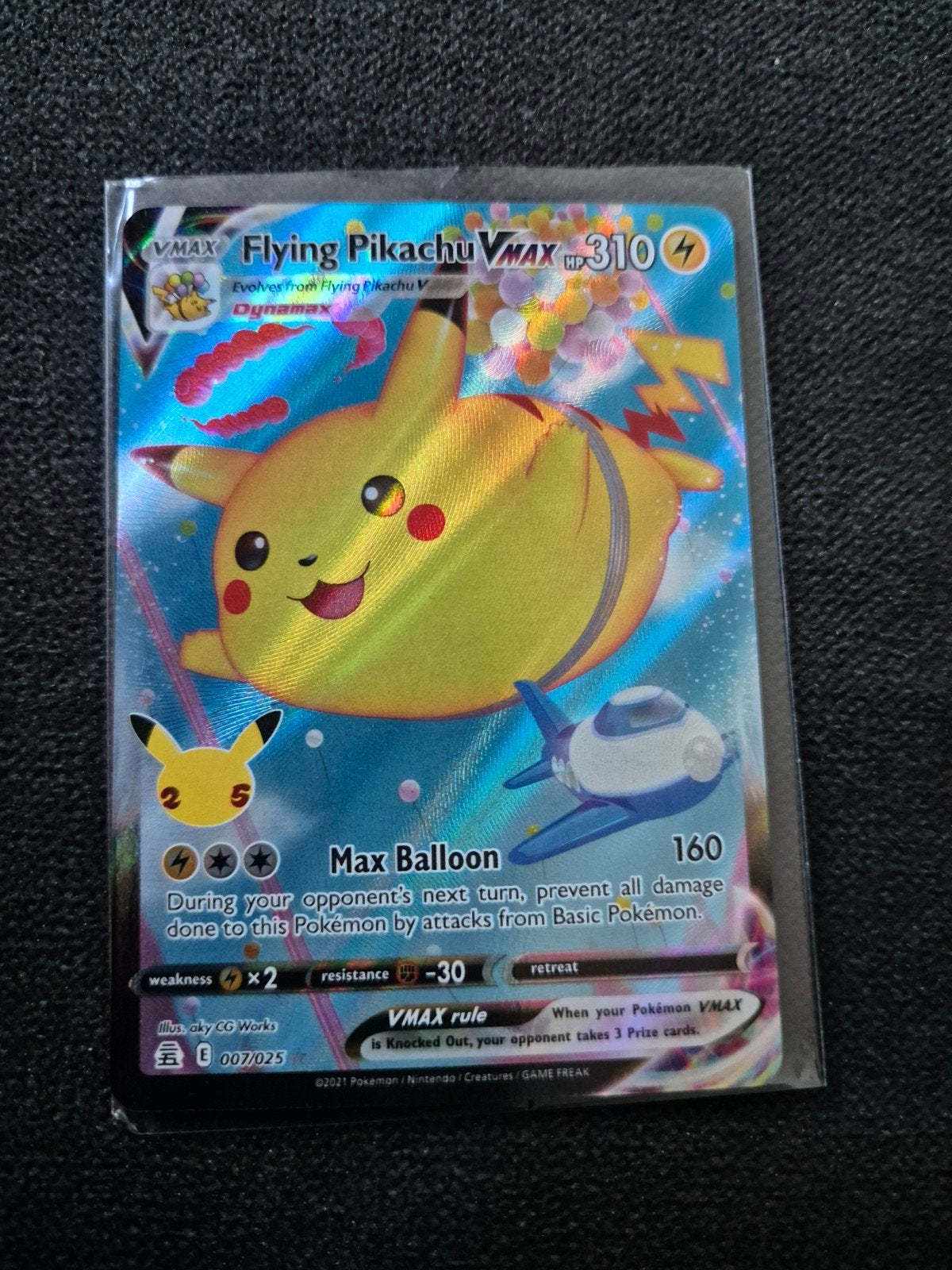 Flying Pikachu VMAX Pokémon kaart (E 007/025), Verzenden, Zo goed als nieuw, Losse kaart, Foil