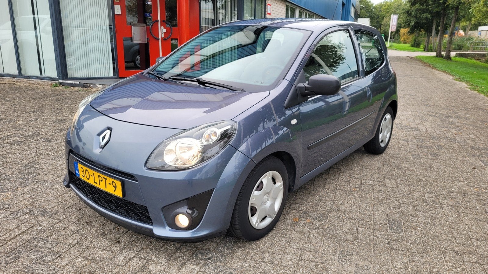 Renault Twingo 1.2 16V 2010 Blauw met nieuwe apk en airco, 4 cilinders, Origineel Nederlands, Handgeschakeld, Mistlampen