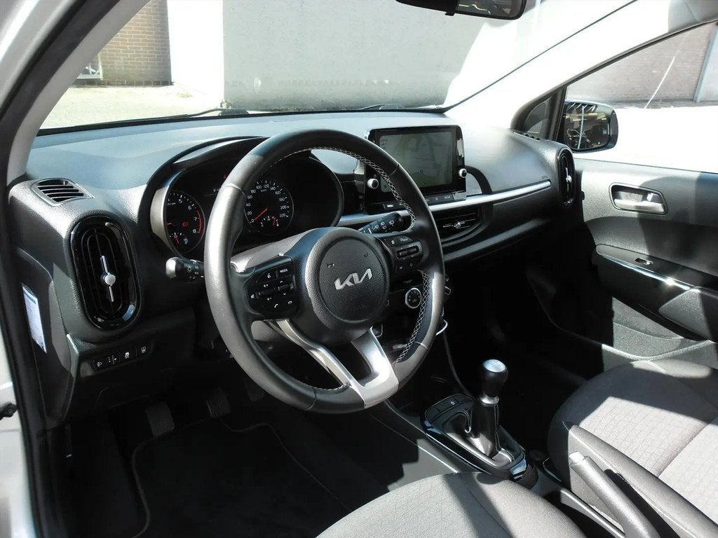 Kia Picanto 1.0 DPi 5 DRS DYNAMIC LINE NAV AIRC € 13.250,0, Gebruikt, 31 €/maand, 4 stoelen, Origineel Nederlands