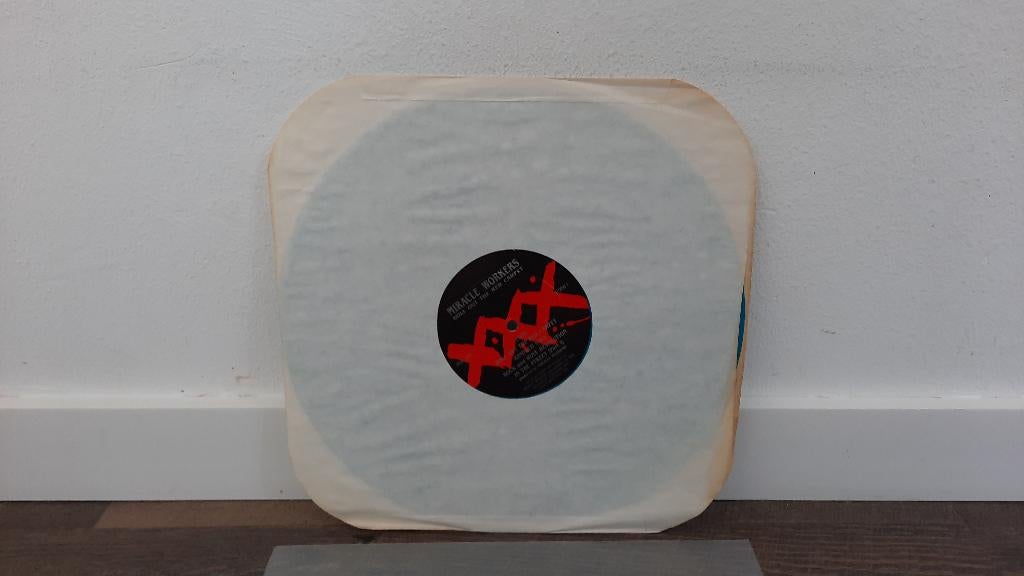 Miracle Workers - Roll Out The Red Carpet LP, Rock, Blauw, Ophalen of Verzenden, Gebruikt, 12 inch, Overige genres