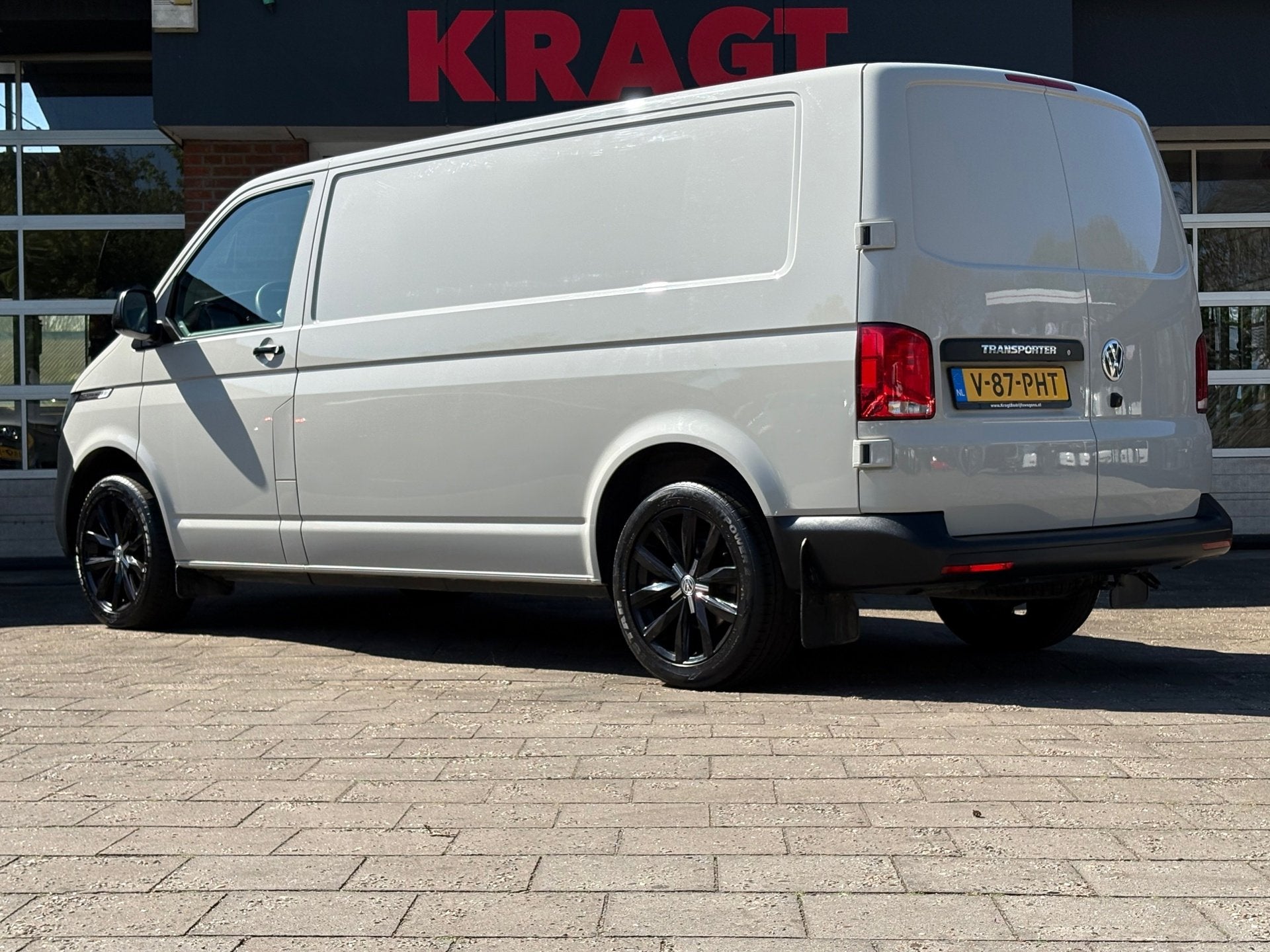 Volkswagen TRANSPORTER 2.0 TDI L2H1 150PK!|DSG Automaat|crui, Auto's, Dealer onderhouden, 4 cilinders, 150 pk, Volkswagen