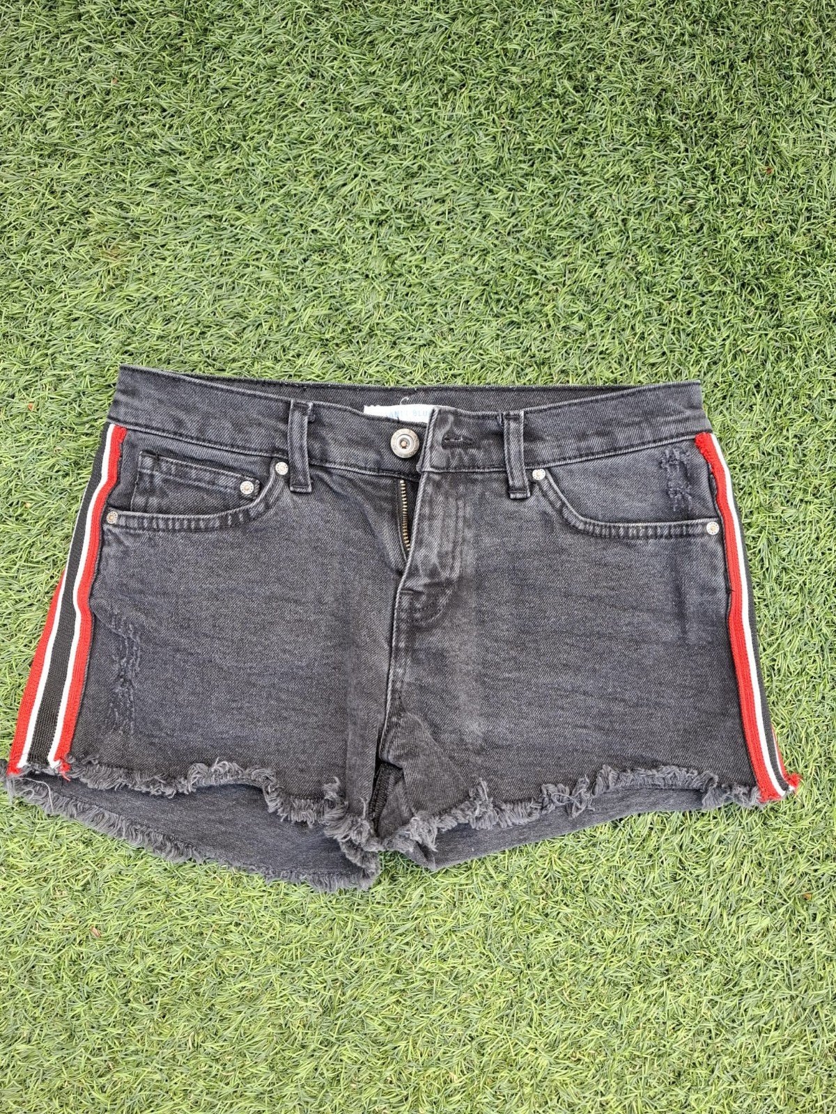 Korte spijkerbroek maat S, Kleding | Dames, Ophalen of Verzenden, Zo goed als nieuw, Zwart, W28 - W29 (confectie 36)