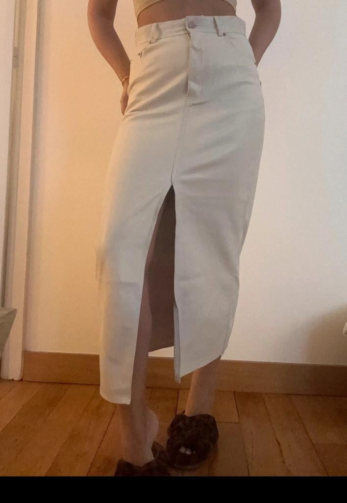 Beige (eco) leren rok van de  Zara maat S, Kleding | Dames, Rokken, Ophalen of Verzenden, Zo goed als nieuw, Maat 36 (S), Onder de knie