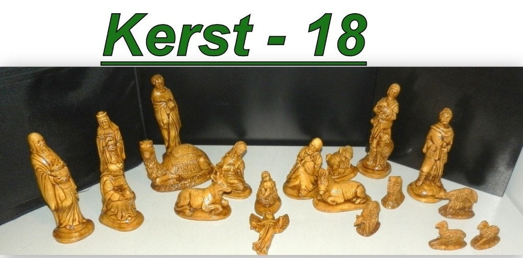 Kerst-18 -- 16 delige Bruine Kerst beelden groep - Handwerk, Ophalen of Verzenden, Nieuw