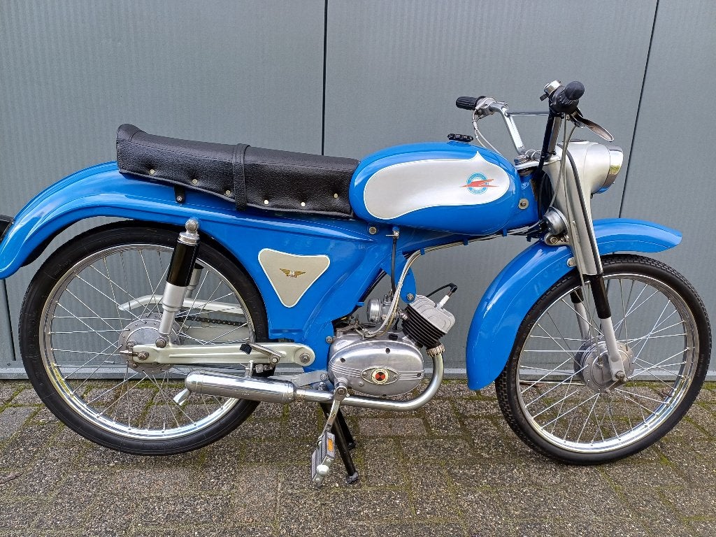 Malanca mooie originele oldtimer bromfiets 3 versnelling, Maximaal 45 km/u, 50 cc, 3 versnellingen, Ophalen