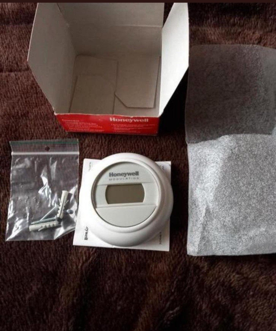 nieuw in doos honeywell round modulation kamerthermostaat, Ophalen of Verzenden, Nieuw