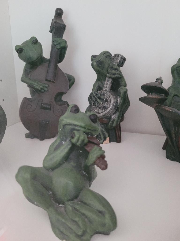 Oeteldonk kikkerorkest beeldjes, Ophalen of Verzenden, Gebruikt, Dier