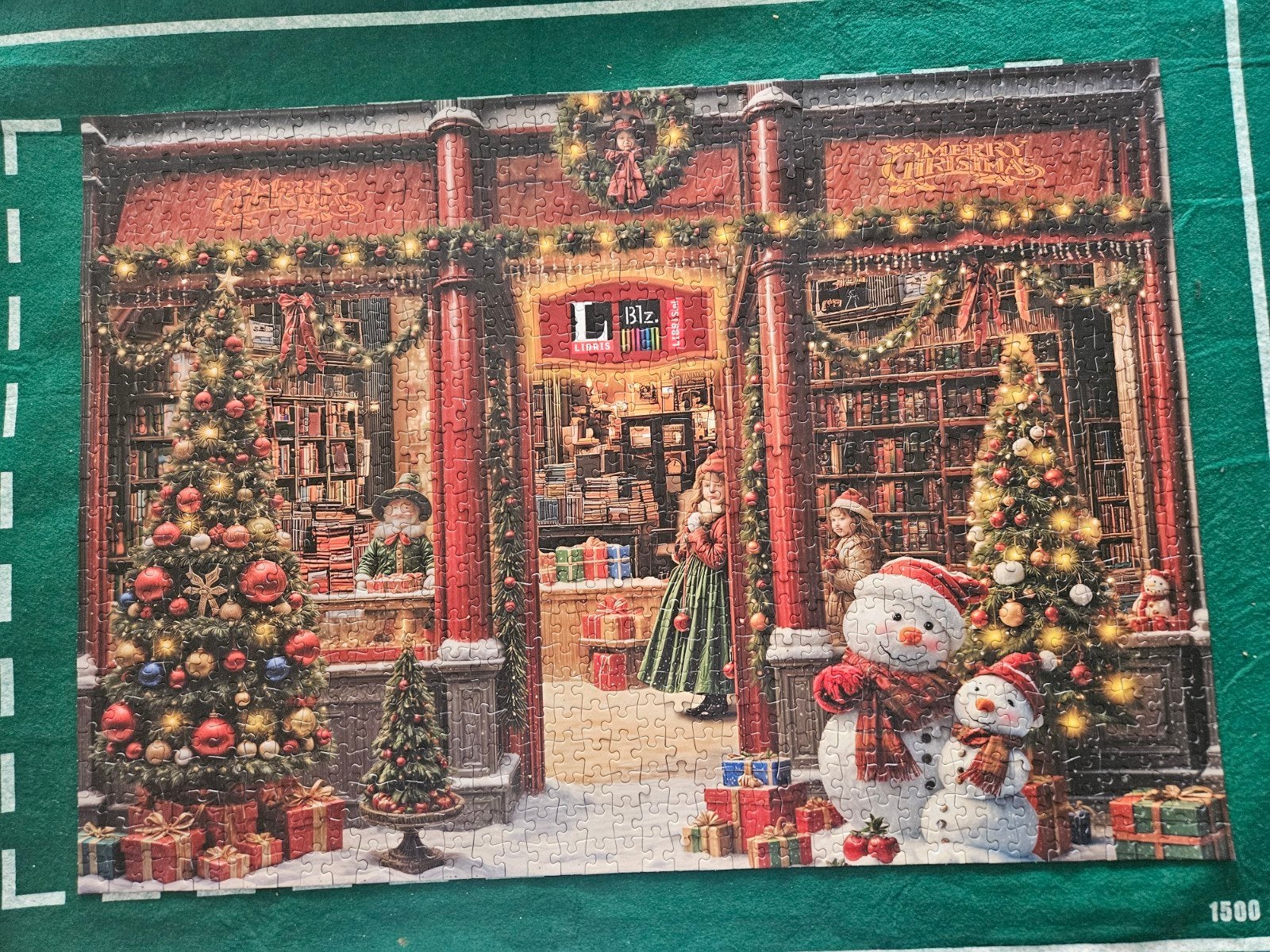 Kerstpuzzel 1000 stukjes - Christmas at the Bookshop, Verzenden, 500 t/m 1500 stukjes, Zo goed als nieuw, Legpuzzel