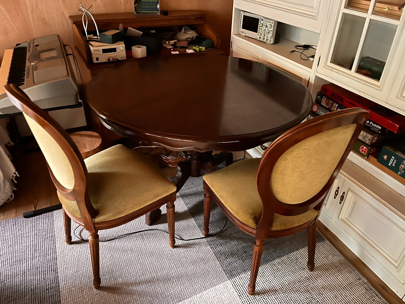 Ronde eetkamertafel en 4 stoelen, Ophalen, 100 tot 150 cm, Rond, 50 tot 100 cm