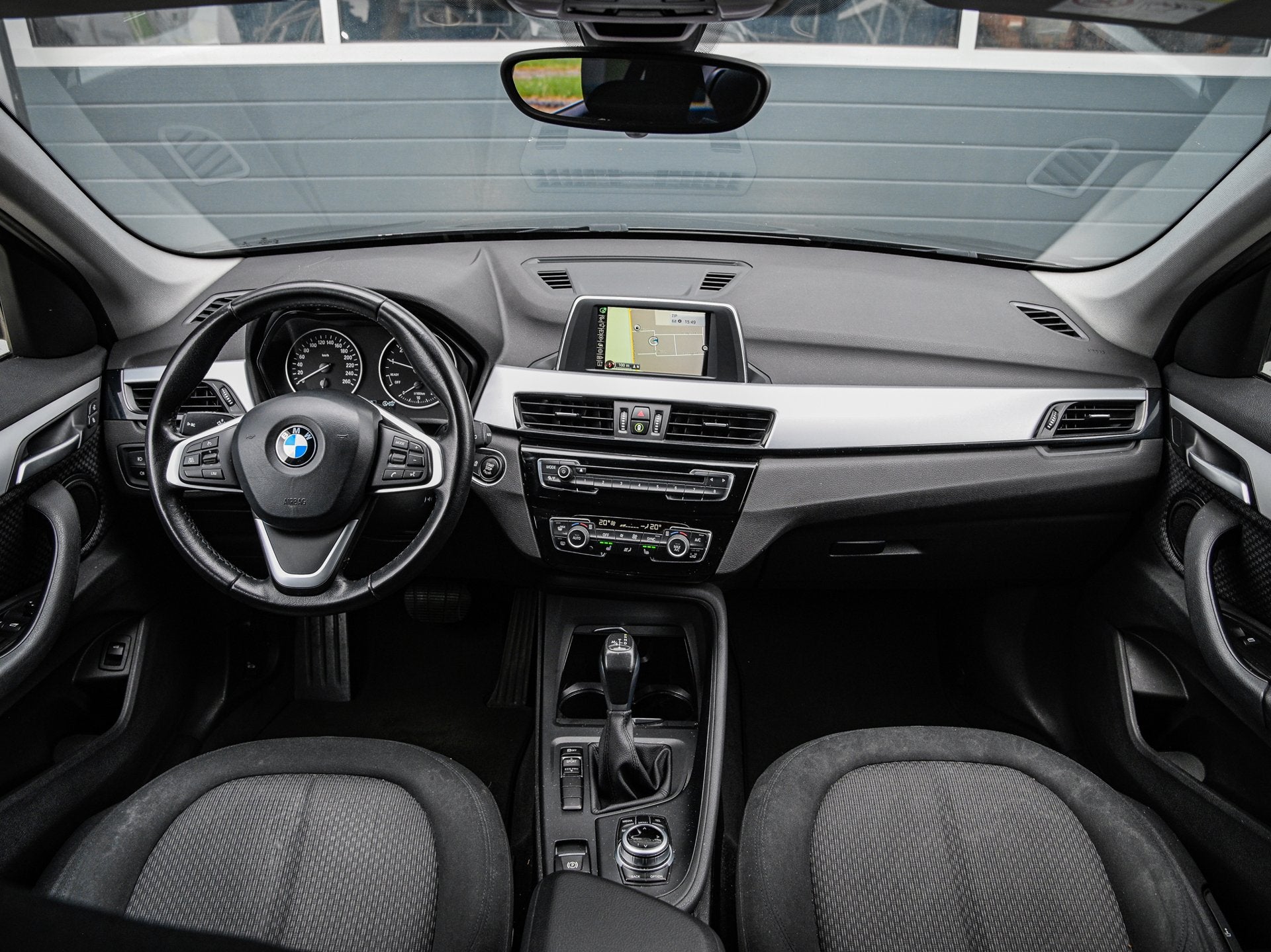 BMW X1 SDrive18i Executive | Automaat | Full LED | Navi | Cl, Gebruikt, Automatische klimaatregeling, Zwart, Origineel Nederlands